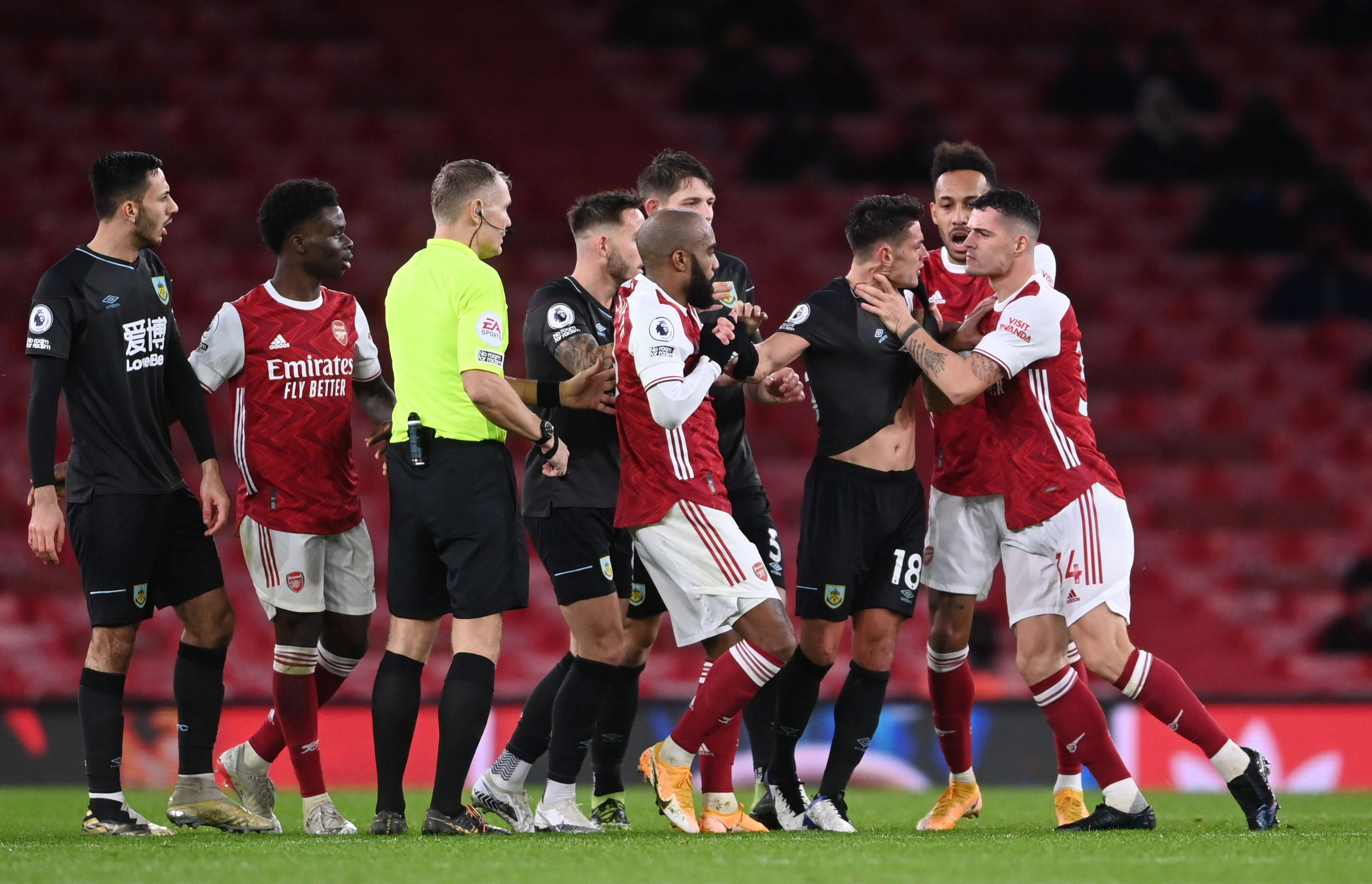 以美国对中 以美国对中